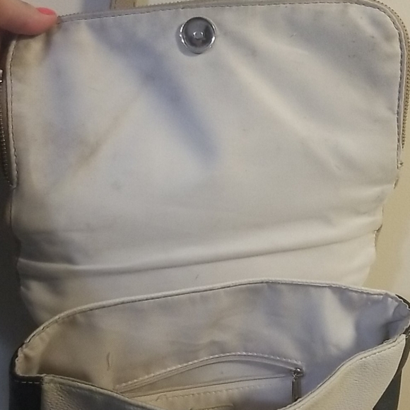 Guess crossbody bag - Picture 4 of 7